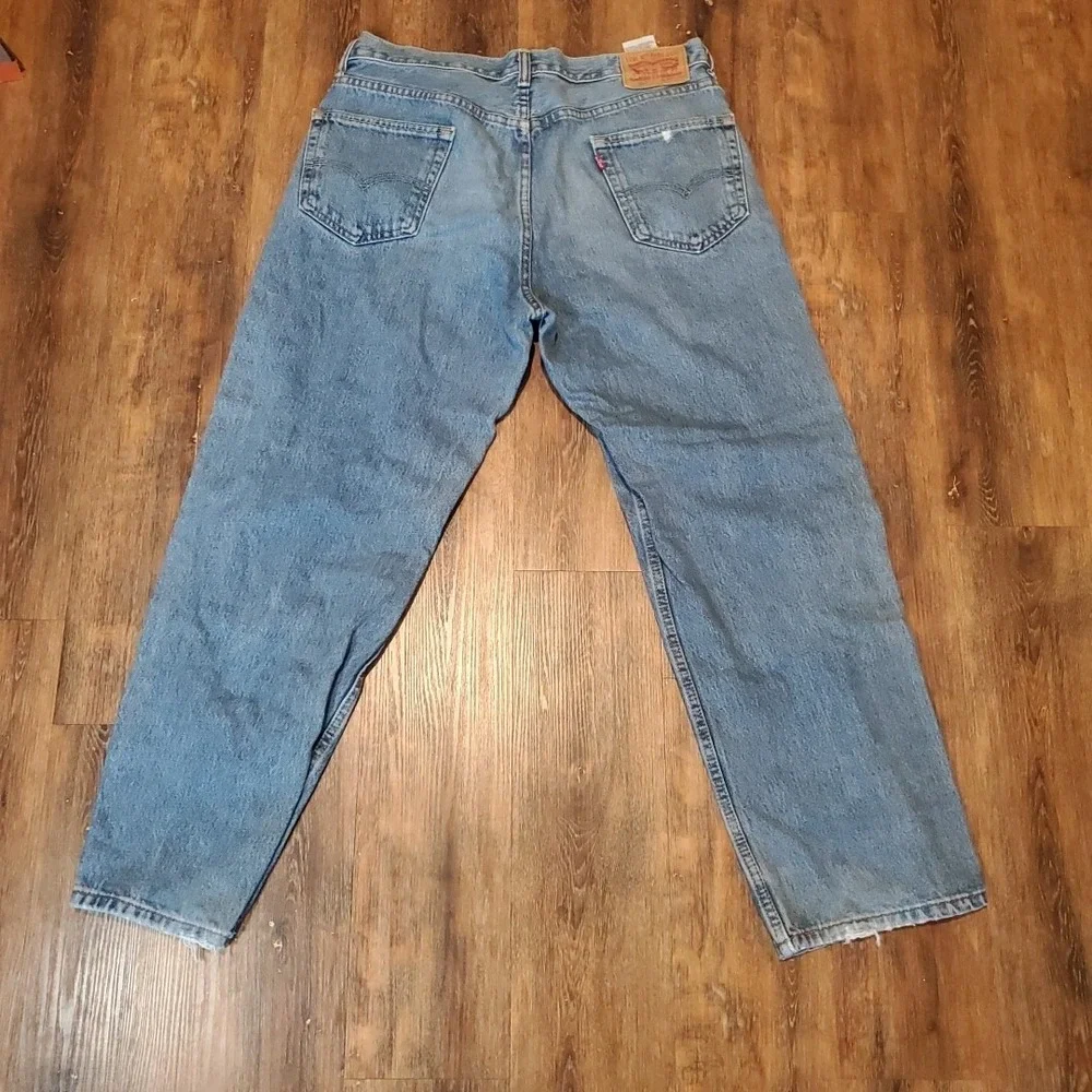 Levi's Size 36x30 550 Denim Jeans‎ Zip Fly Relaxed Fit Medium Wash Light Wear B2